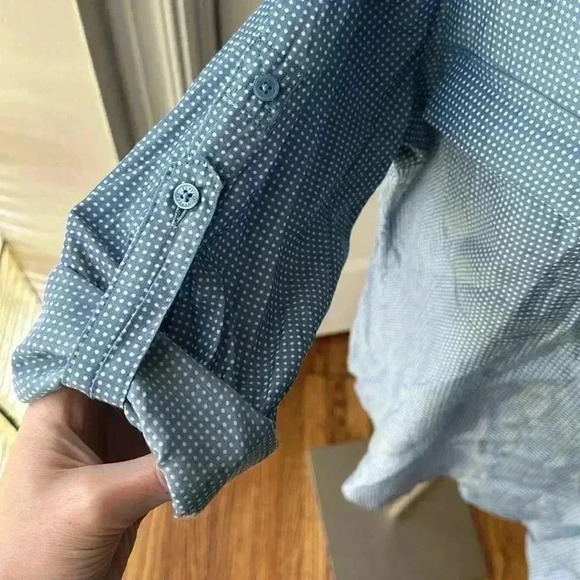 Size M pullover light blue and white polka dot blouse from Express - Picture 3 of 7